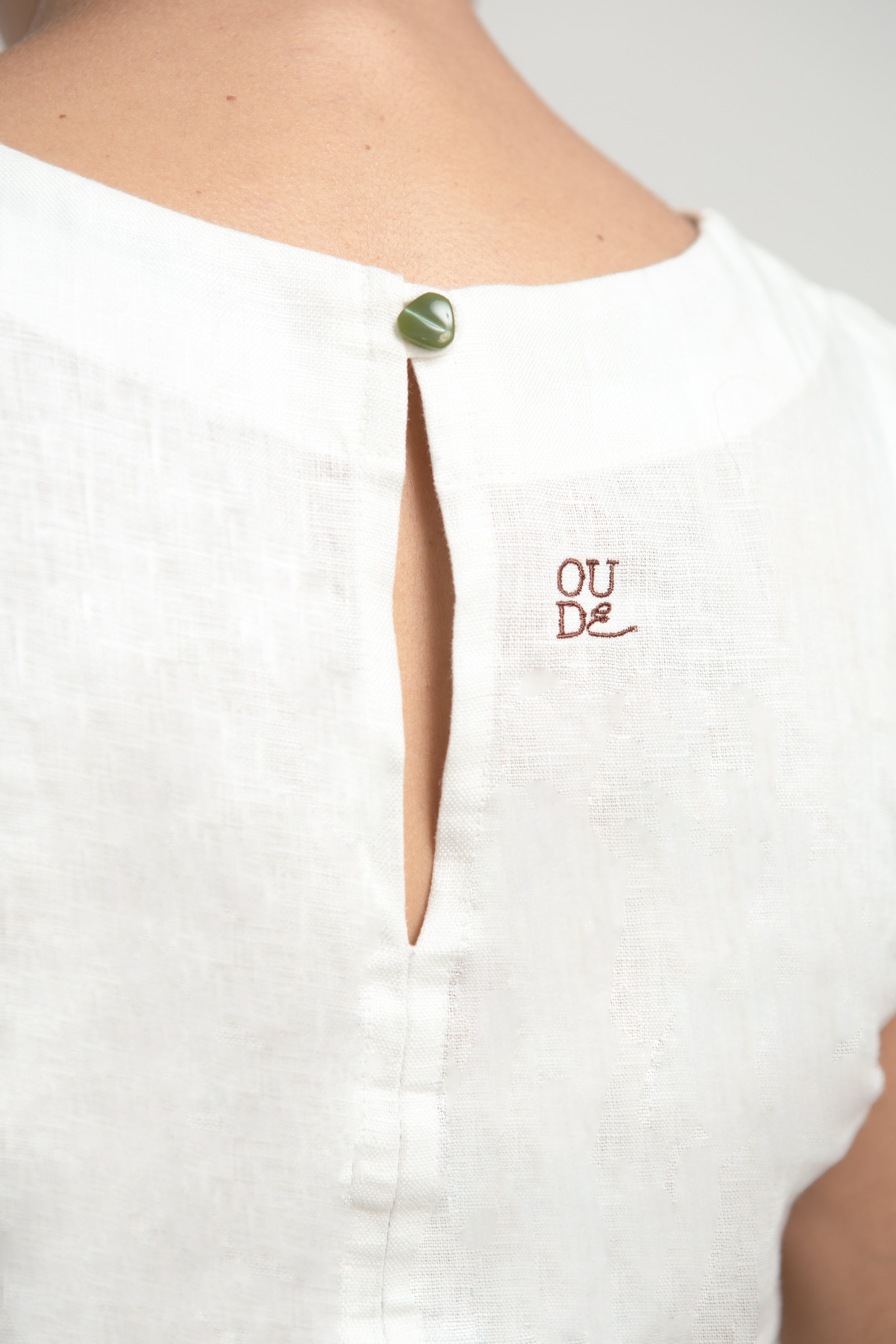 Pine Linen Top in White
